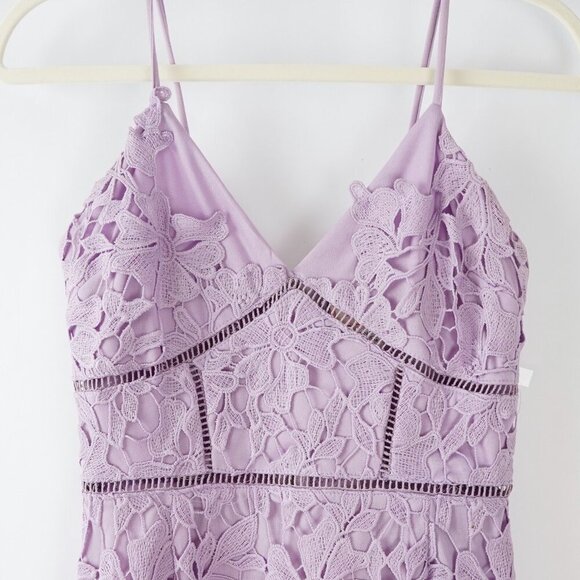 Love Ady Lavender Purple Floral Lace Overlay Dress - Size Small - Picture 3 of 7